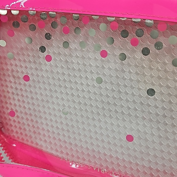 VICTORIA SECRET INDULGE ME MAKEUP BAG - Picture 8 of 8